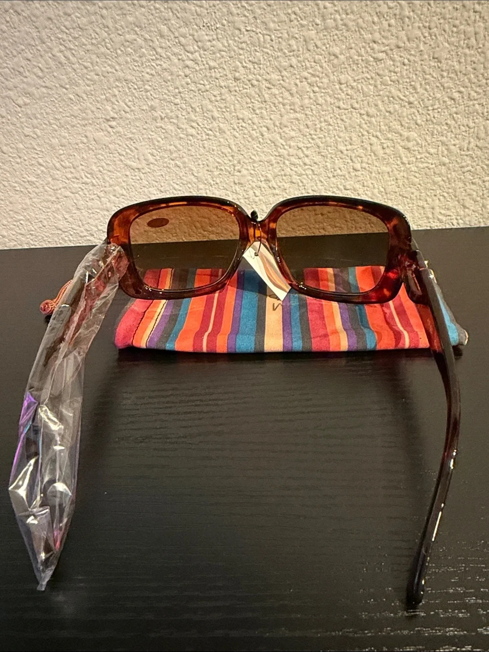Oversized Women's Sunglasses in Tortoiseshell Brown +1.50
